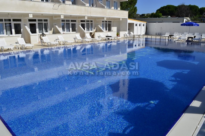 buseyine otel avsa 6