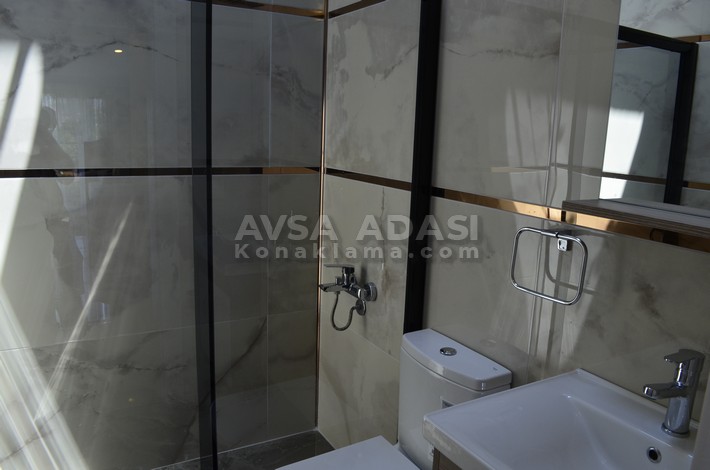 Efe Suit Apart (1+1)